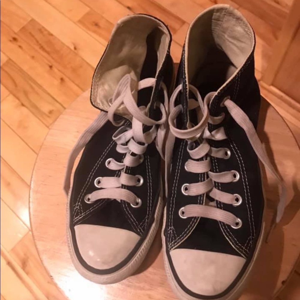 Size 5 Converse